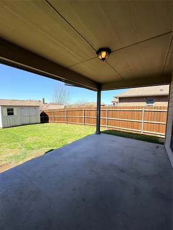 $2,550 | 213 Briarstone Drive, Alvarado, TX 76009