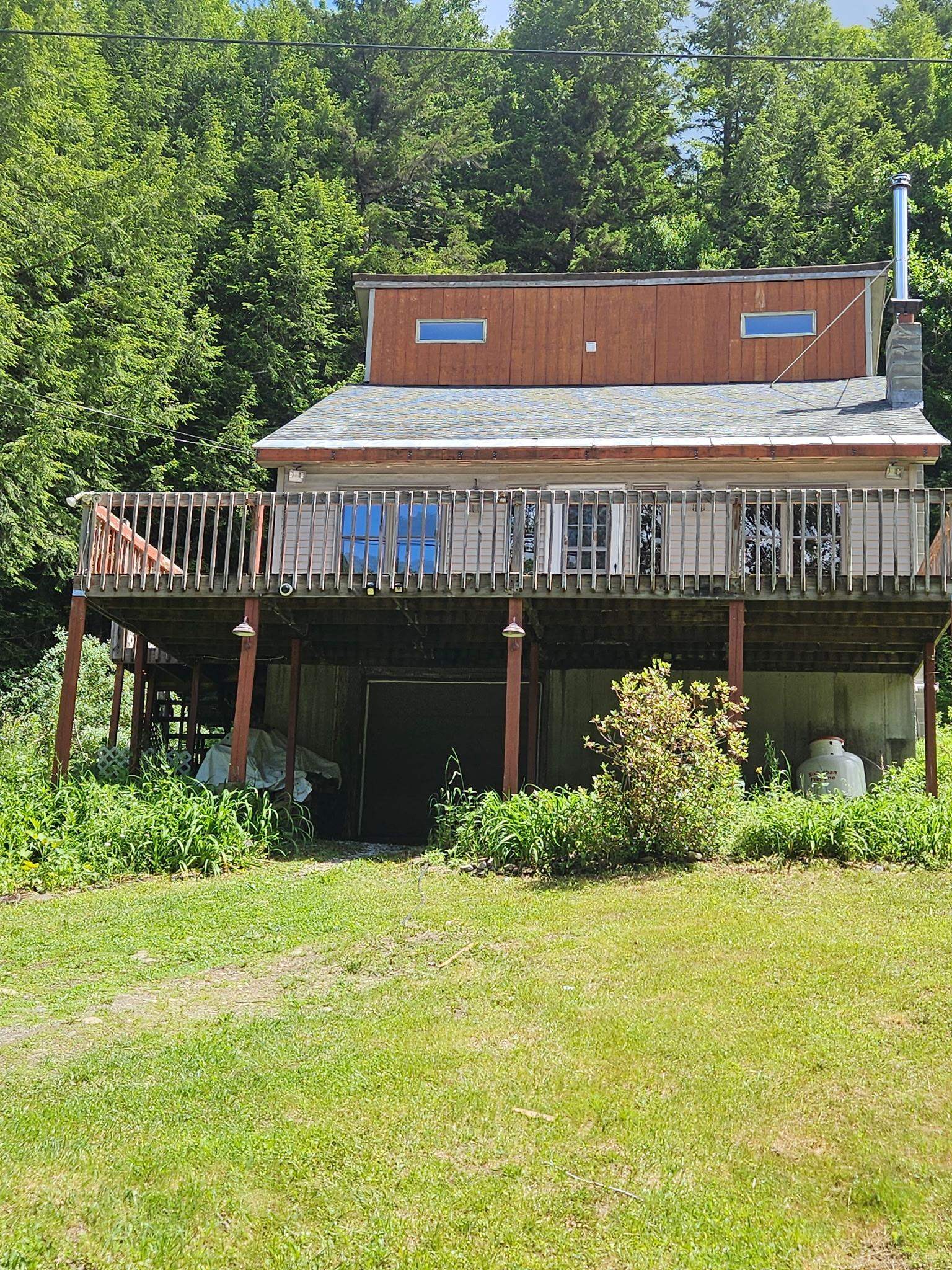 1806 Bosley Hill Road Readsboro, VT 05350 - Photo 2 of 19