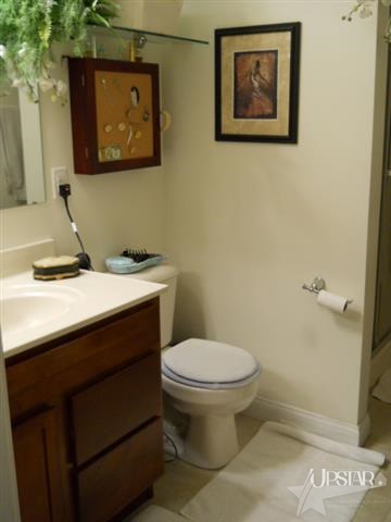 1356 Champions Pointe Decatur, IN 46733 - Photo 20 of 29