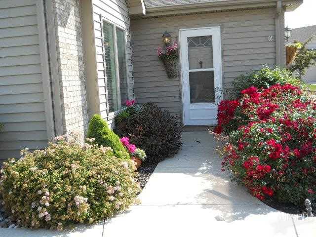 1356 Champions Pointe Decatur, IN 46733 - Photo 3 of 29