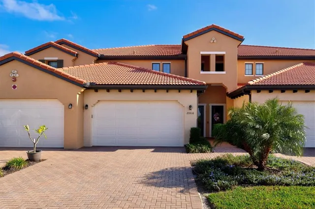 $389,900 | 23516 Awabuki Drive, Unit 201, Venice, FL 34293