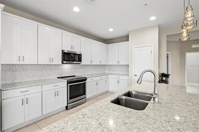 $389,900 | 23516 Awabuki Drive, Unit 201, Venice, FL 34293