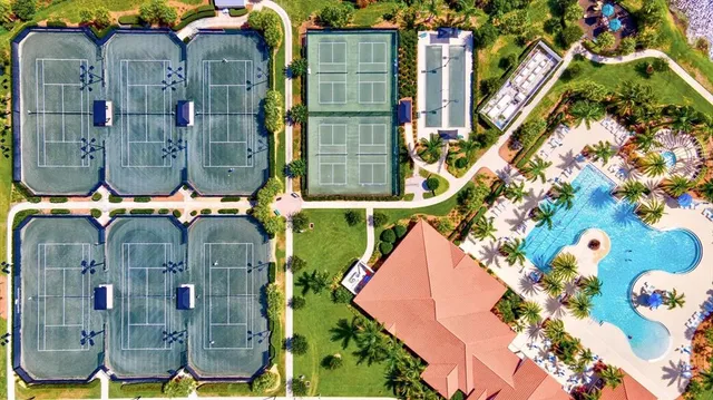 $389,900 | 23516 Awabuki Drive, Unit 201, Venice, FL 34293