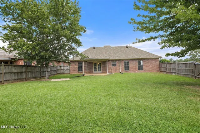 $2,195 | 113 West Pinebrook Drive, Brandon, MS 39047