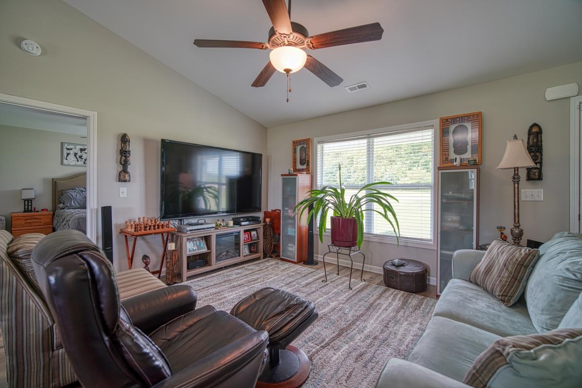 312 North Green River Road Gaffney, SC 29341 - Photo 3 of 24 Gallery Image 3