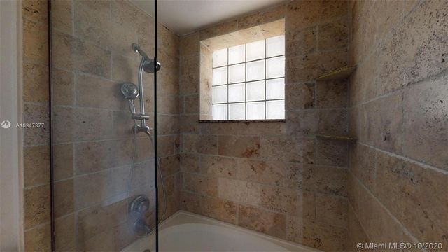 $348,000 | 3215 Northeast 184th Street, Unit 14103, Aventura, FL 33160