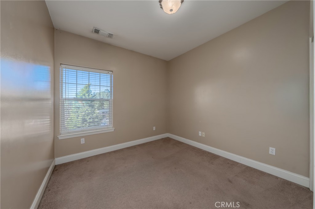 10401 Point Lakeview Road Kelseyville, CA 95451 - Photo 25 of 41 an empty room with a window