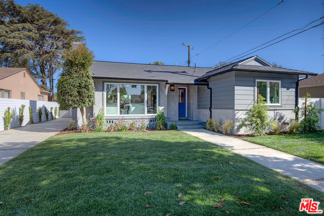 11362 Charnock Road Los Angeles, CA 90066 - Photo 2 of 23 Gallery Image 2