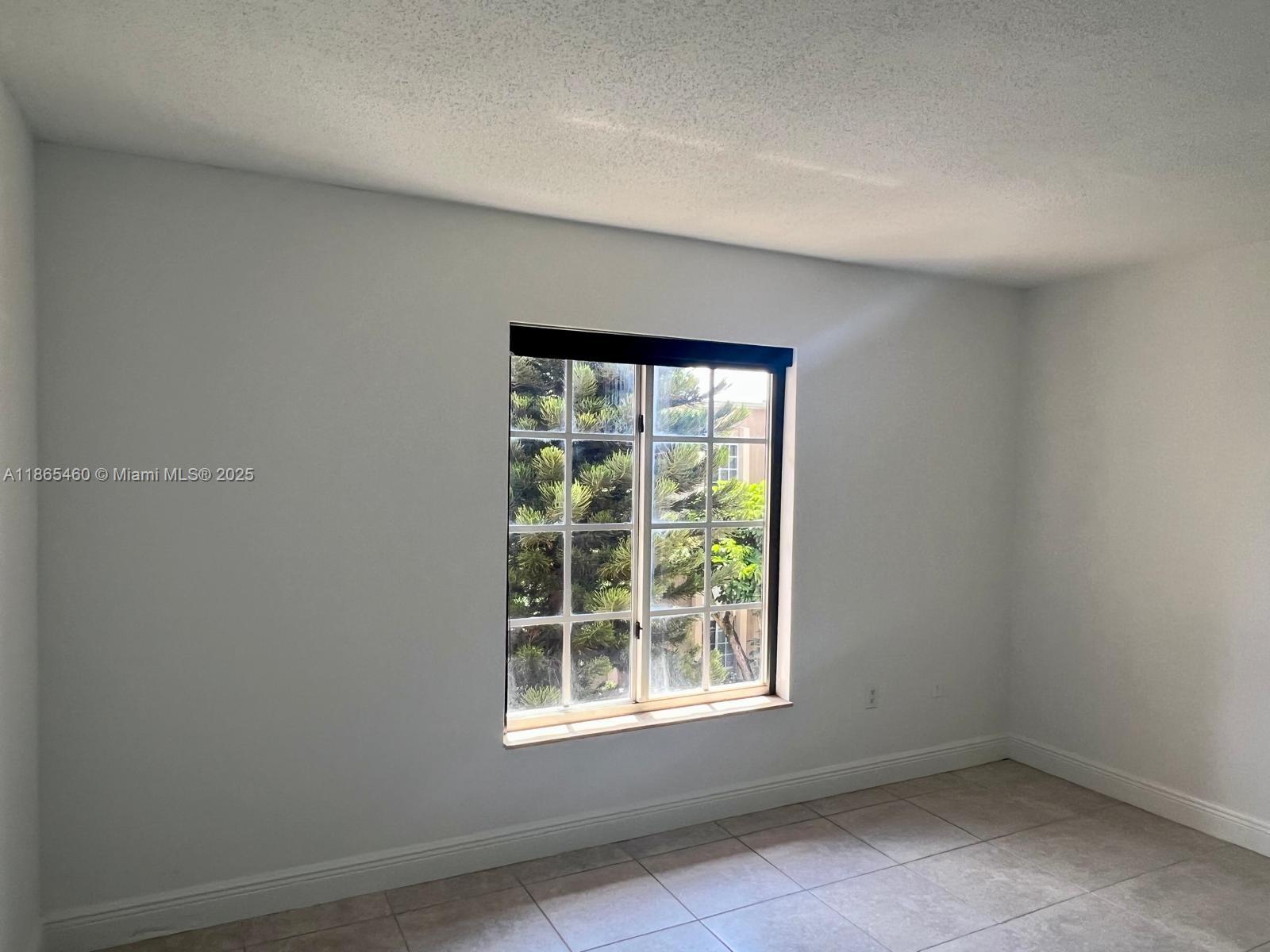 4810 Northwest 79th Avenue, Unit 305 Doral, FL 33166 - Photo 5 of 28