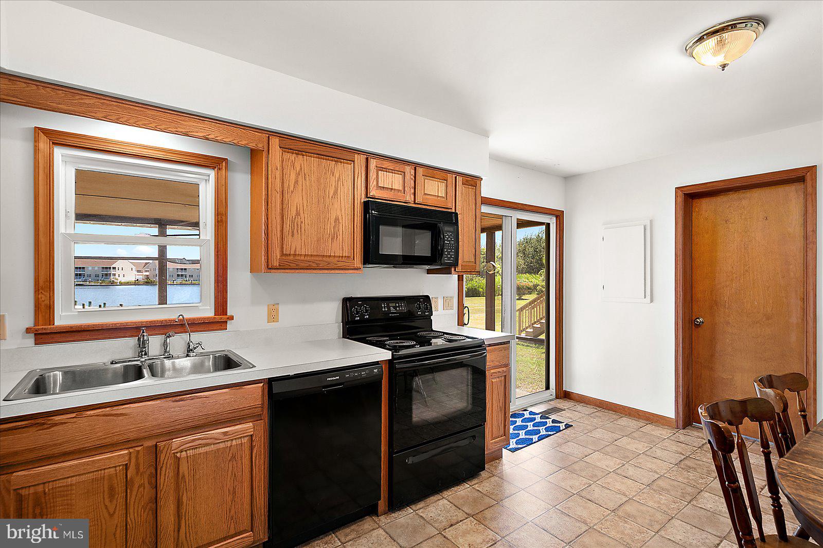560 Wellington Road Crisfield, MD 21817 - Photo 14 of 60