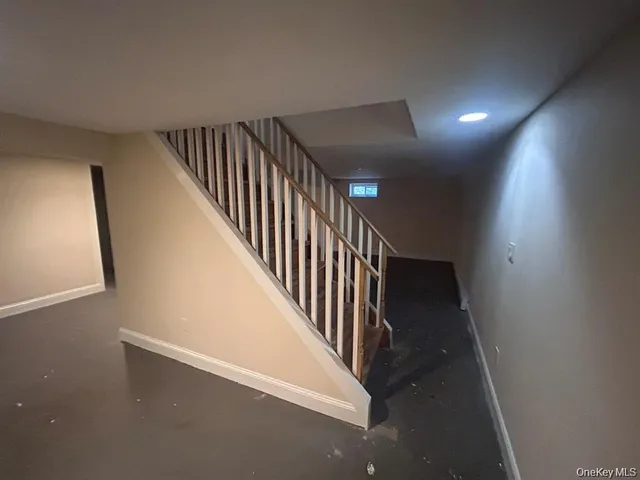 $3,500 | 35 North 16th Street, Unit FIRST FL & BASEMENT, Wheatley Heights, NY 11798