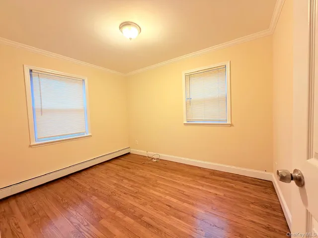 $3,500 | 35 North 16th Street, Unit FIRST FL & BASEMENT, Wheatley Heights, NY 11798