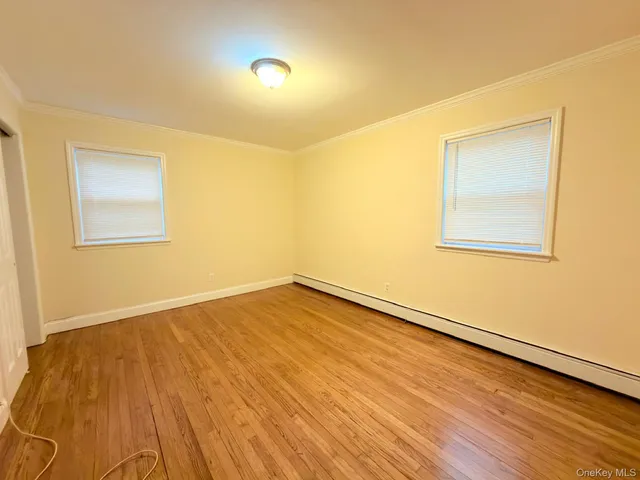 $3,500 | 35 North 16th Street, Unit FIRST FL & BASEMENT, Wheatley Heights, NY 11798