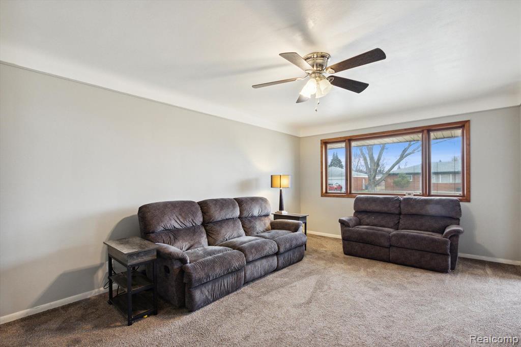 31343 Rosenbusch Drive Warren, MI 48088 - Photo 8 of 37 Gallery Image 8