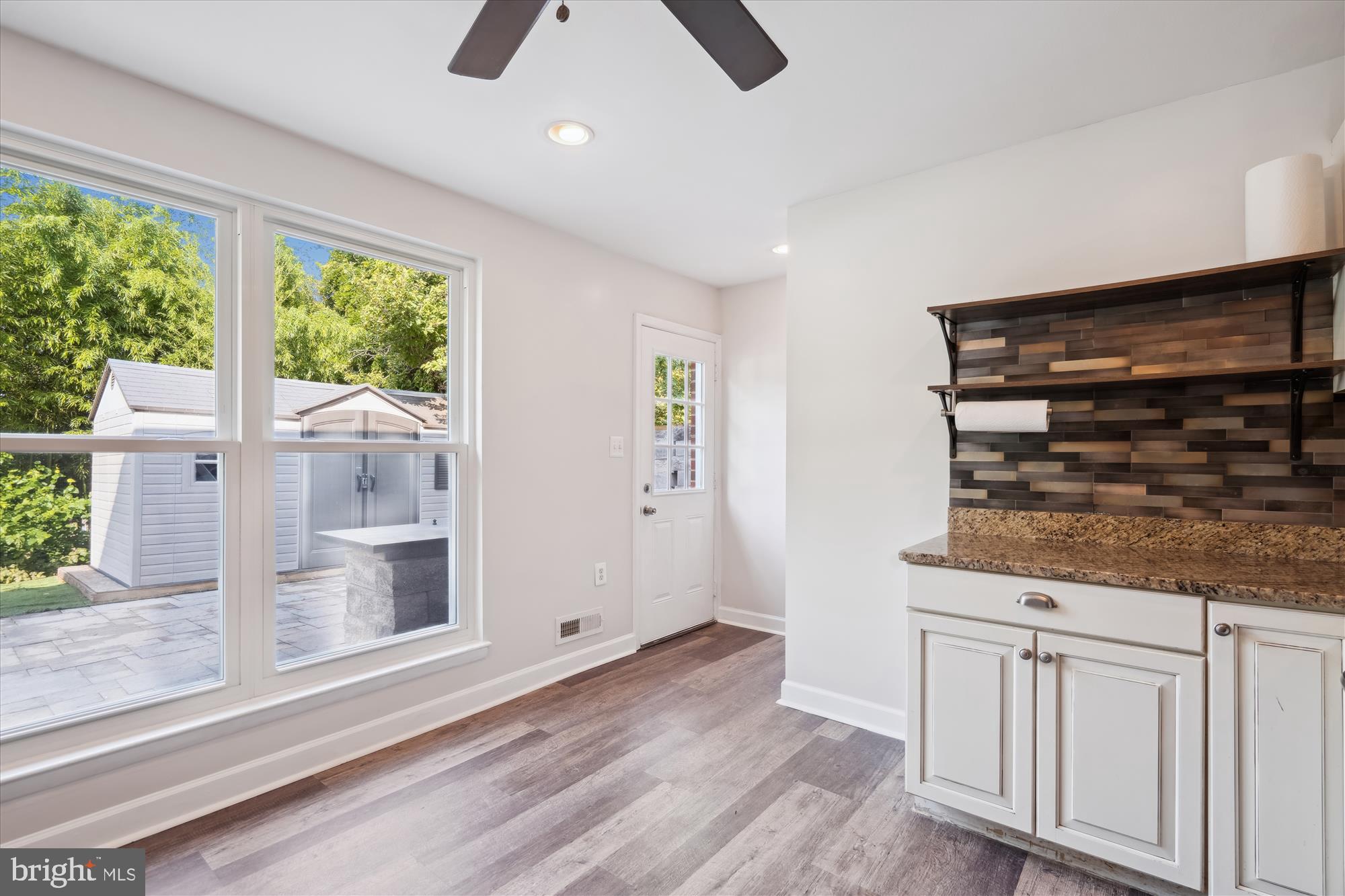 12812 Crisfield Road Silver Spring, MD 20906 - Photo 20 of 83 Kitchen