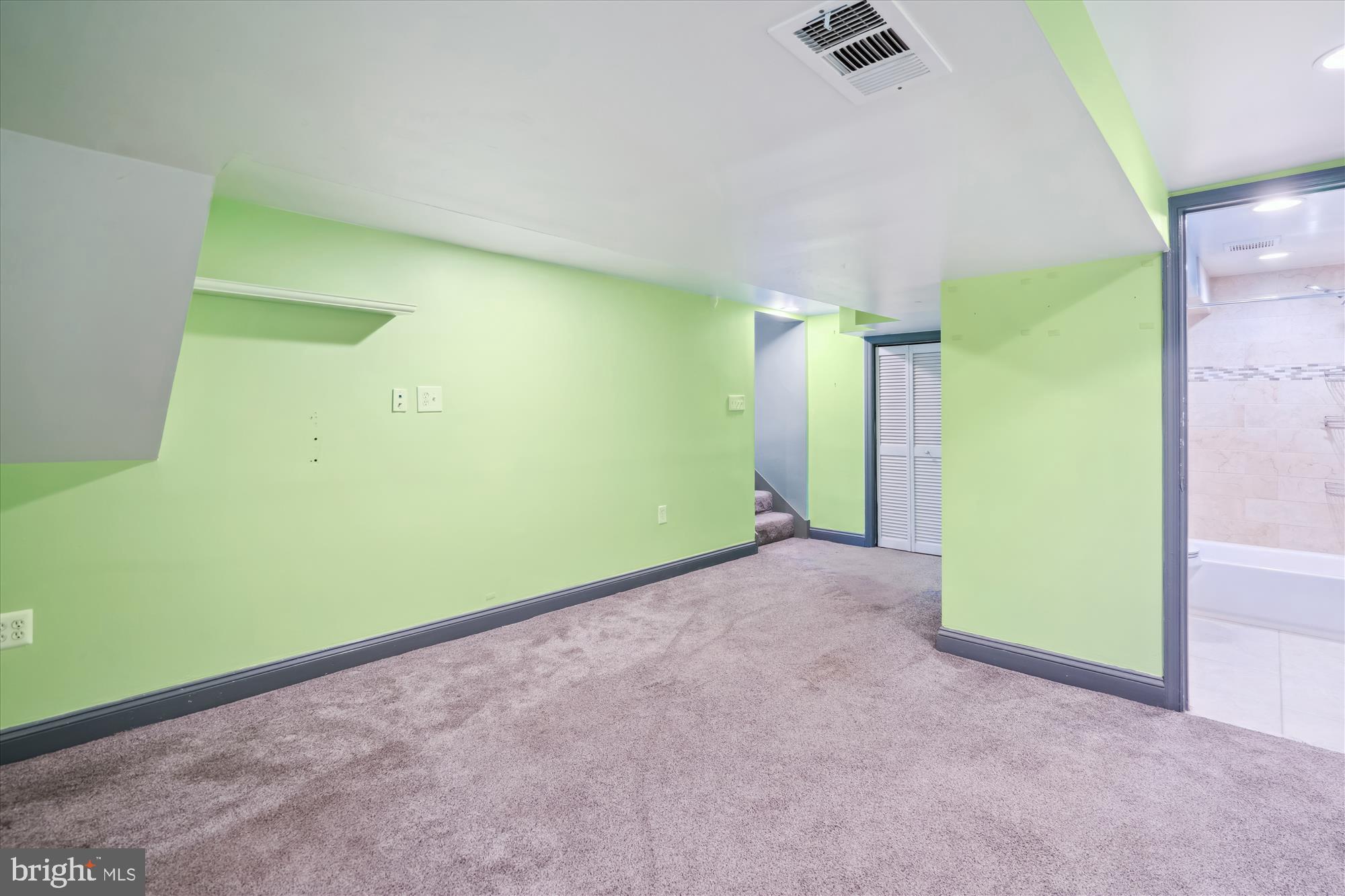 12812 Crisfield Road Silver Spring, MD 20906 - Photo 58 of 83 a view of a room with a projector