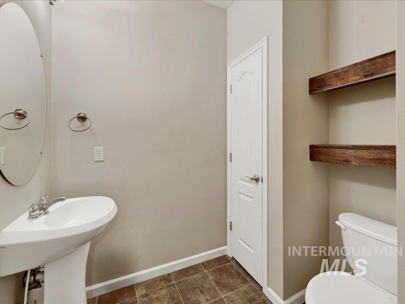 7342 West Gillis Road Boise, ID 83714 - Photo 10 of 23