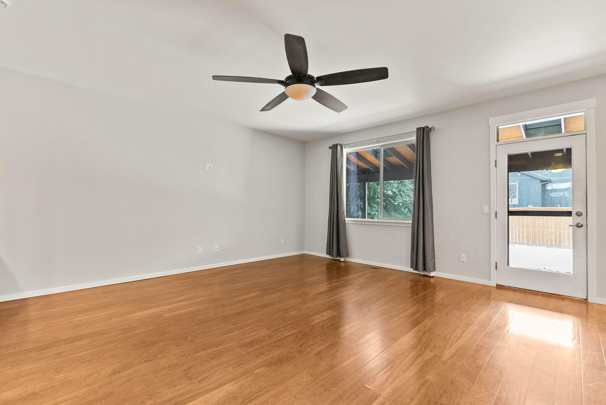 21177 Ritz Place Bend, OR 97702 - Photo 8 of 34