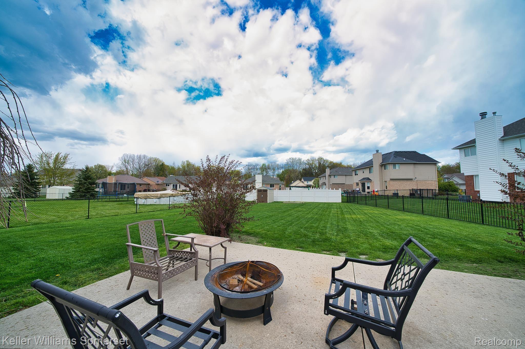 51480 Rivard Road New Baltimore, MI 48047 - Photo 4 of 26 DSC08939.jpg