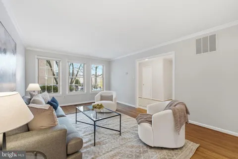 $899,000 | 2145 Kings Mill Court, Falls Church, VA 22043