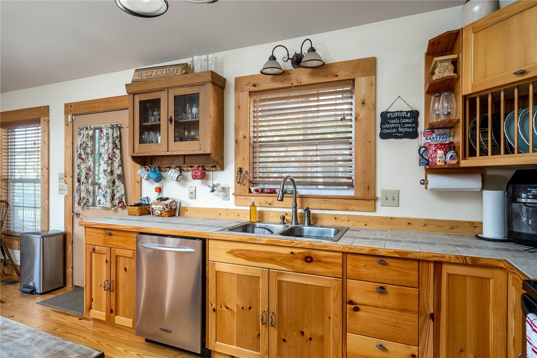 356 Whetstone Road Mountain Rest, SC 29664 - Photo 11 of 36 Gallery Image 11