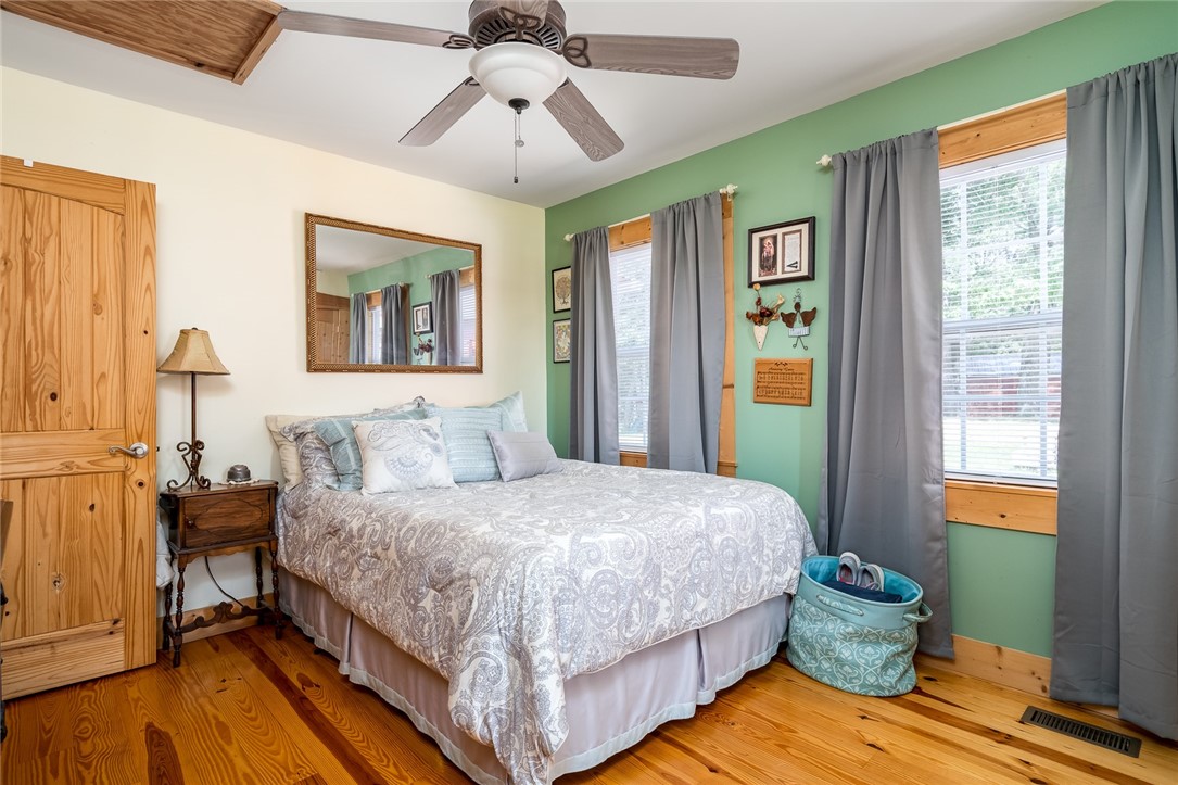 356 Whetstone Road Mountain Rest, SC 29664 - Photo 19 of 36 Gallery Image 19