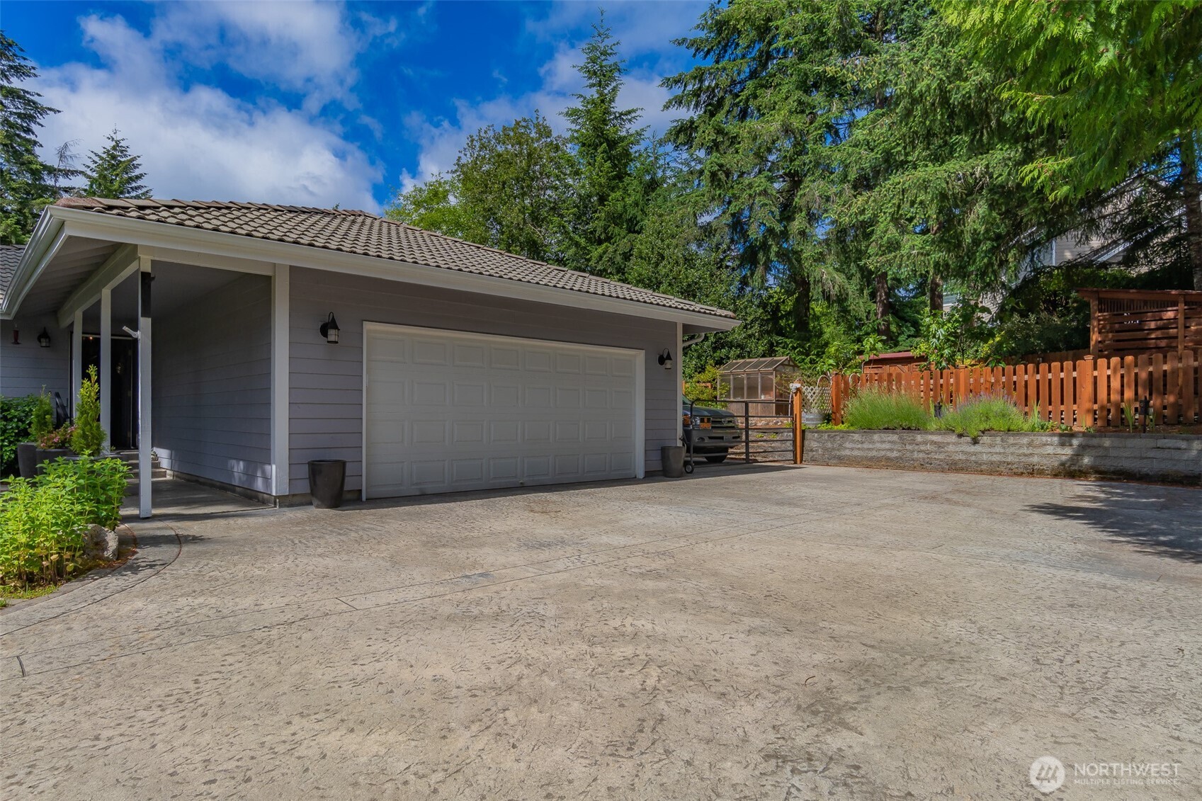 761 East Old Ranch Road Allyn, WA 98524 - Photo 7 of 31