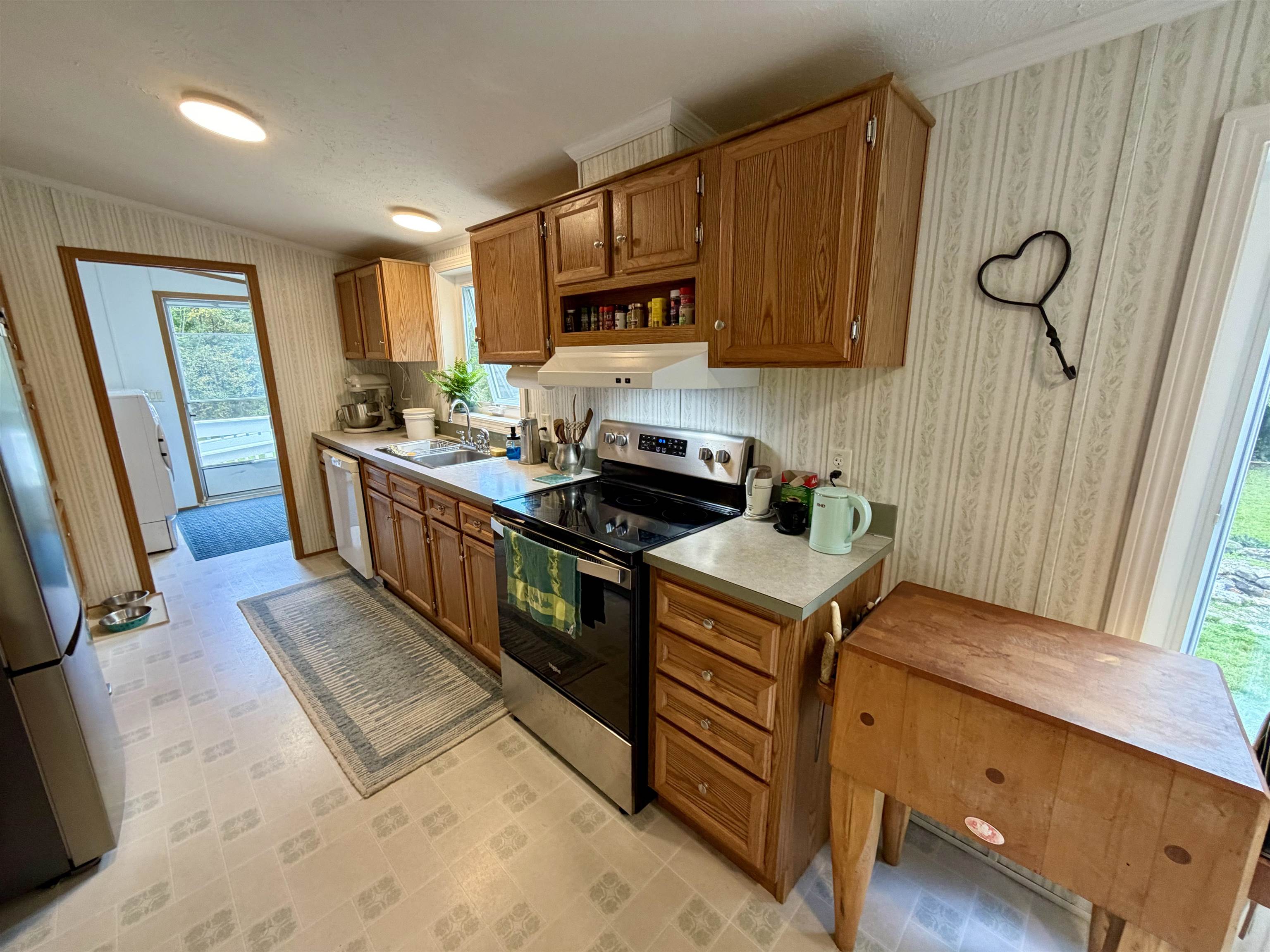 96 Lower Pines Road Warren, VT 05674 - Photo 14 of 42 Gallery Image 14