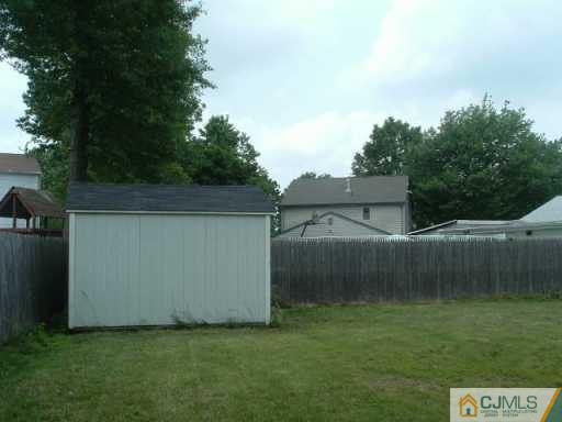 48 Rosewood Road Edison, NJ 08817 - Photo 7 of 8 Gallery Image 7