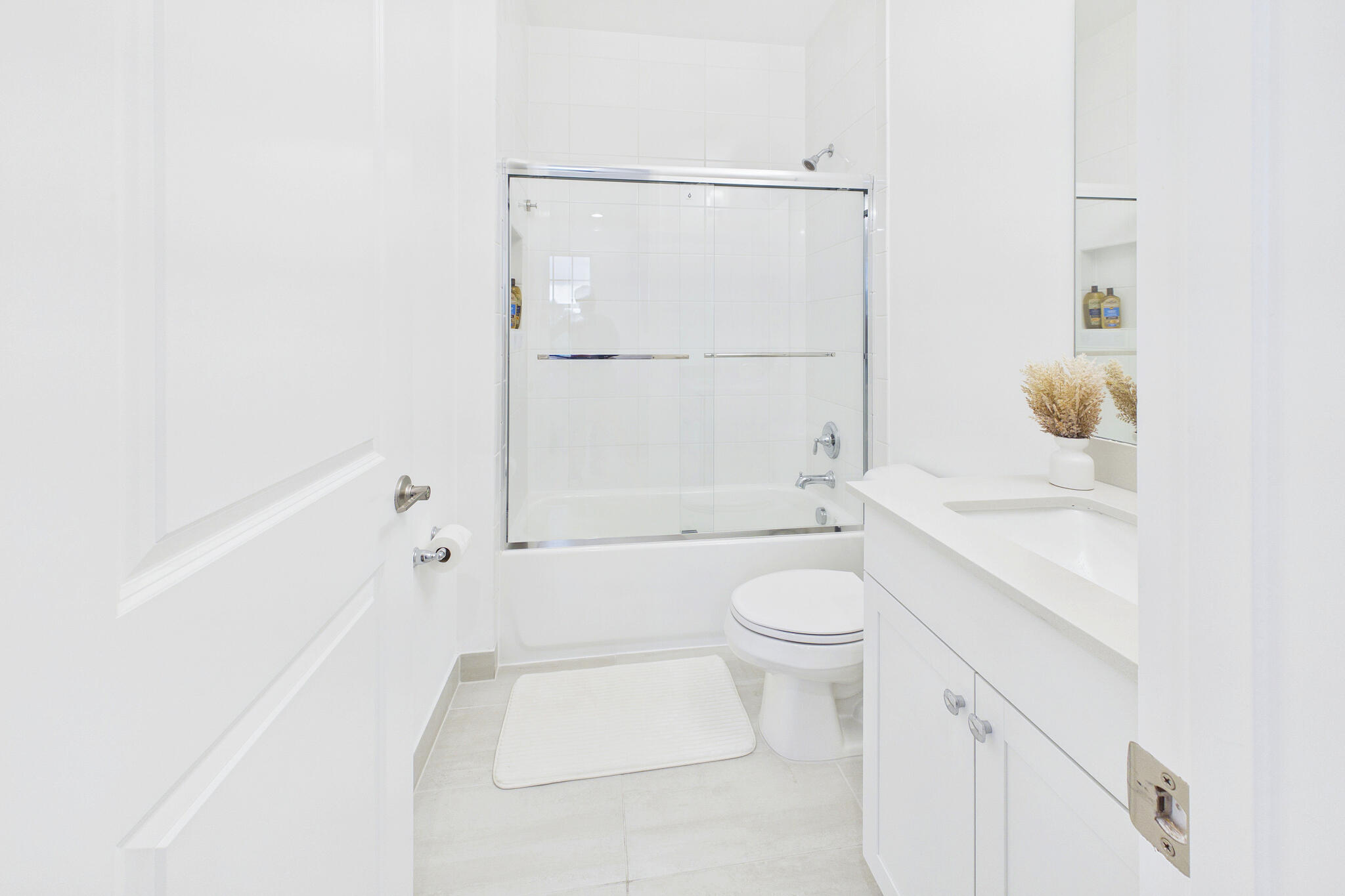 19243 Rolling Acrs Road Loxahatchee, FL 33470 - Photo 81 of 137 Bathroom