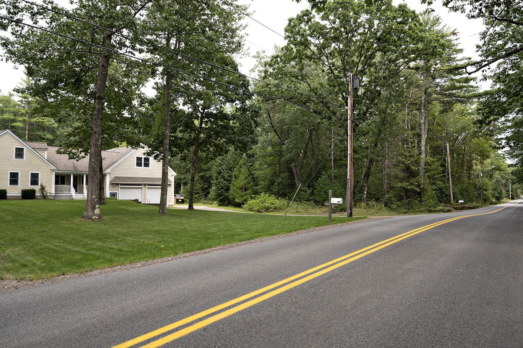 194 Lindsey Road Wells, ME 04090 - Photo 12 of 26 thumbnail_Marge-005 (1)