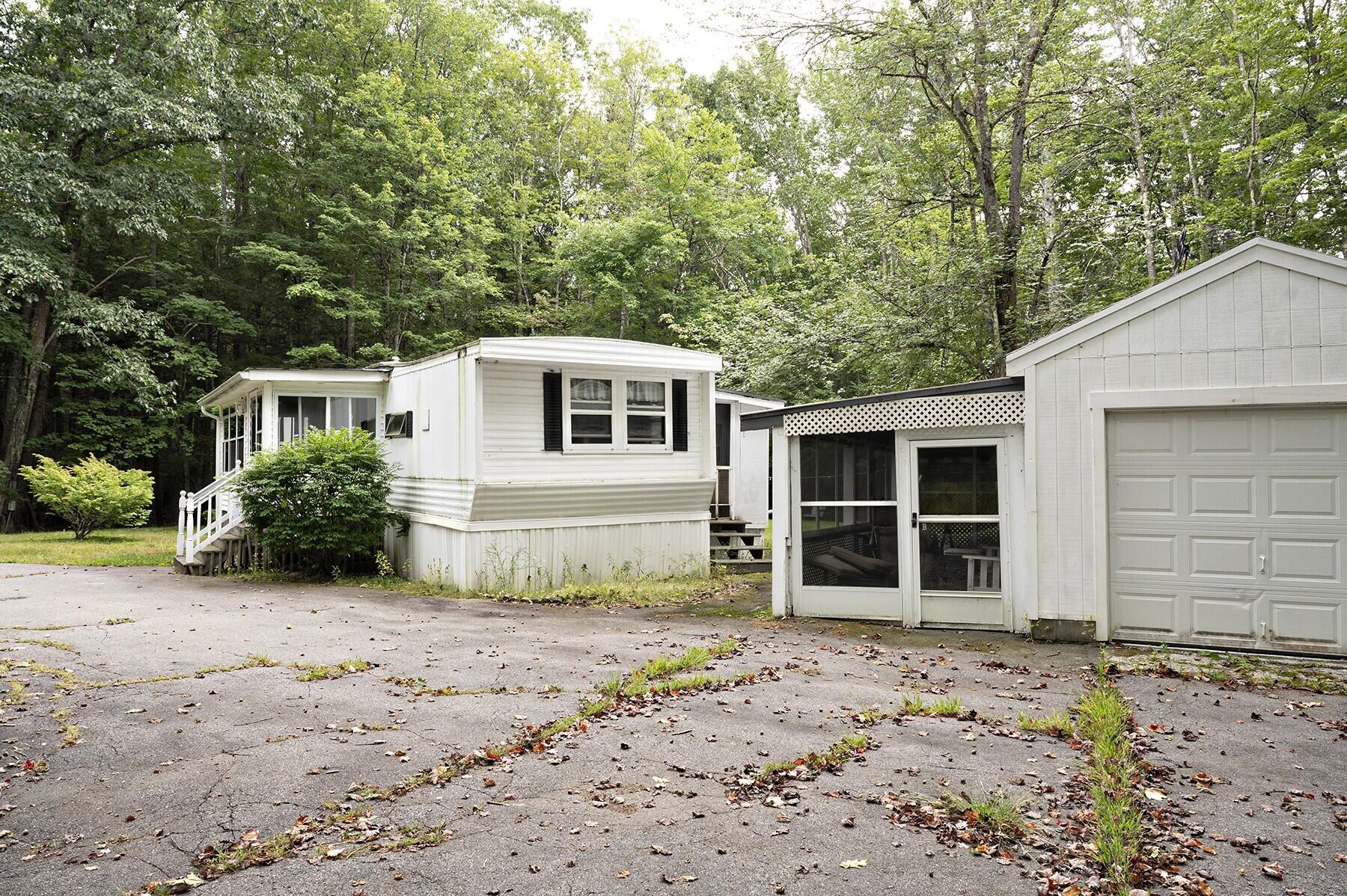 194 Lindsey Road Wells, ME 04090 - Photo 13 of 26 thumbnail_Marge-007