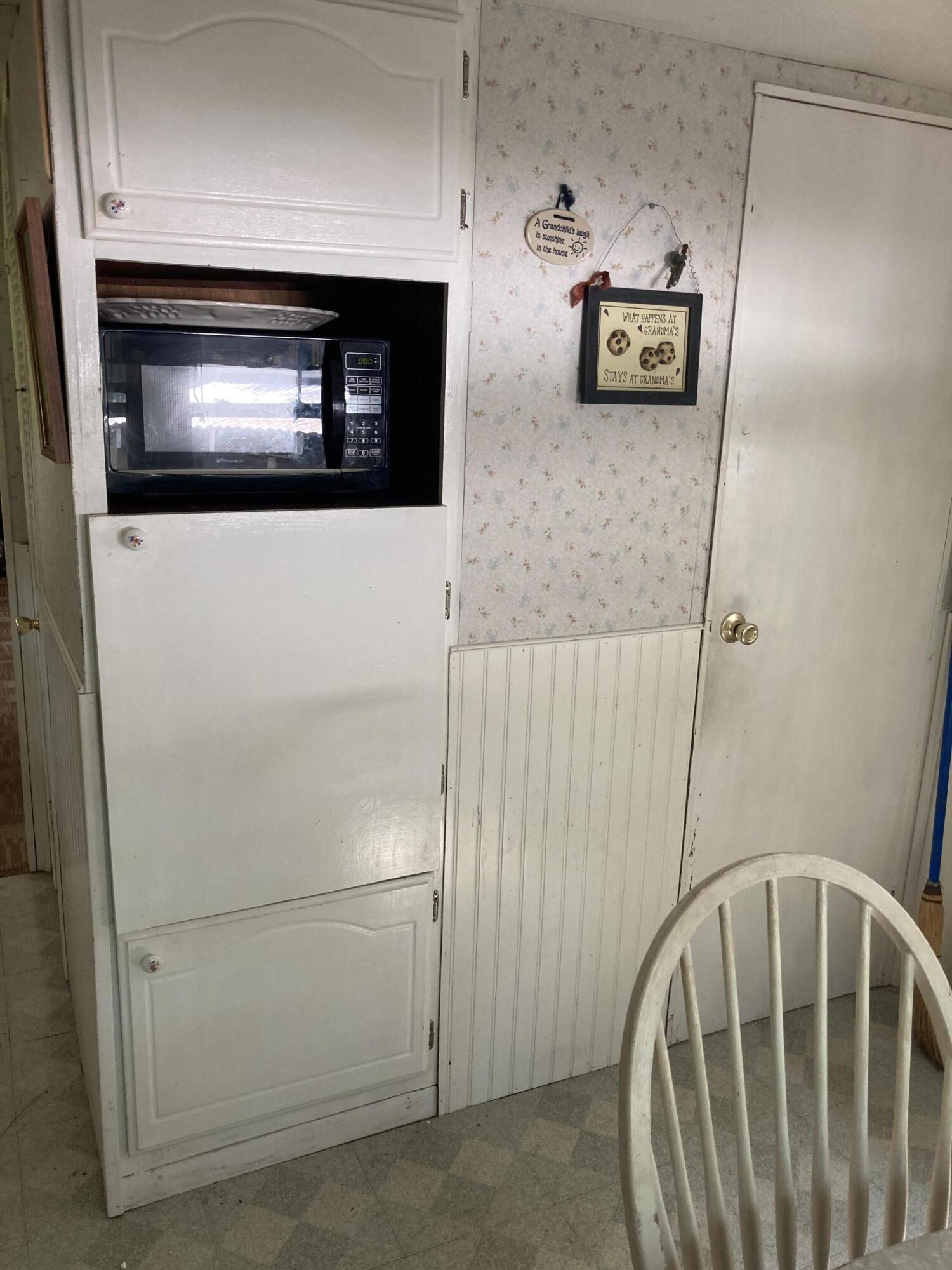 194 Lindsey Road Wells, ME 04090 - Photo 4 of 26 IMG_1187 MIC