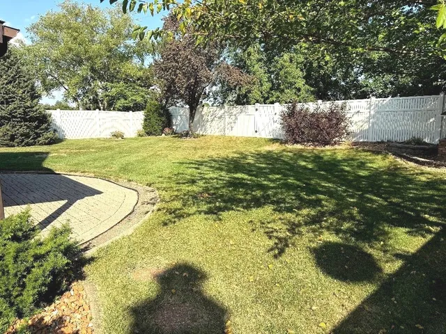 $435,000 | 16401 Tanbark Drive, Tinley Park, IL 60477