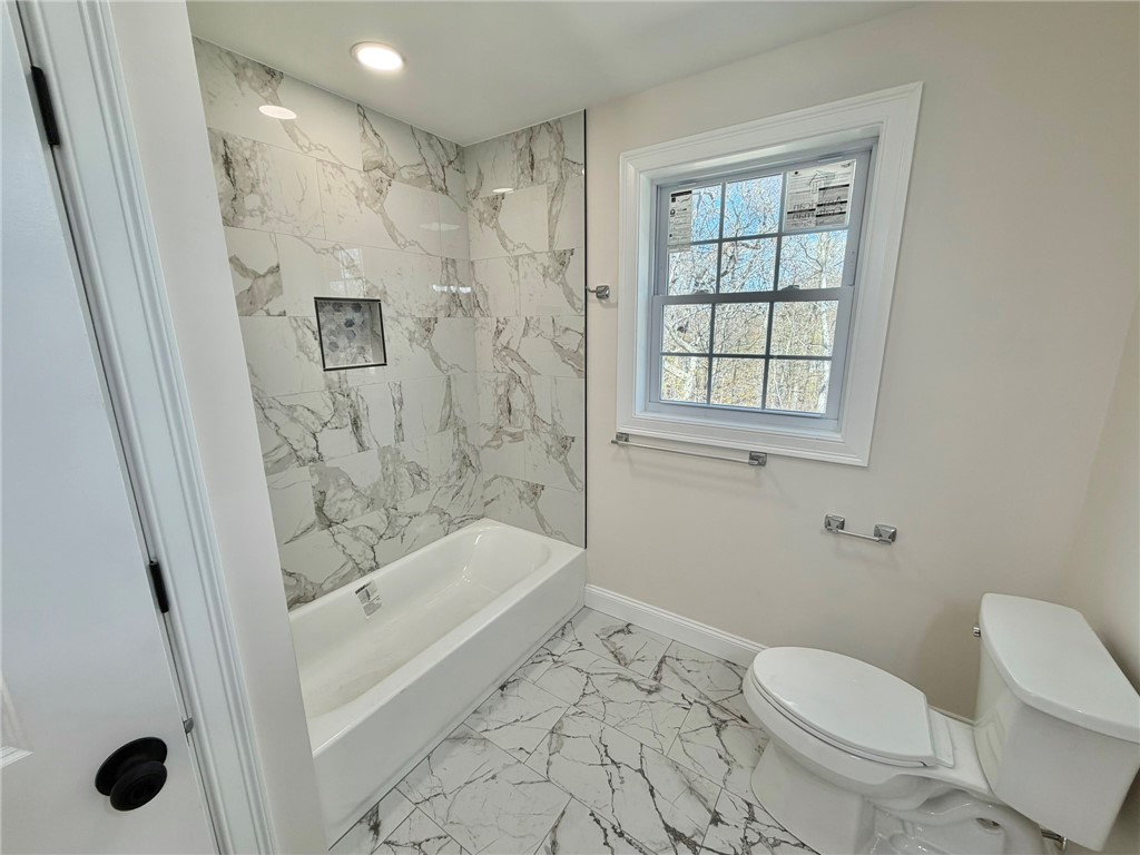 378 Gauthier Drive Woonsocket, RI 02895 - Photo 8 of 24