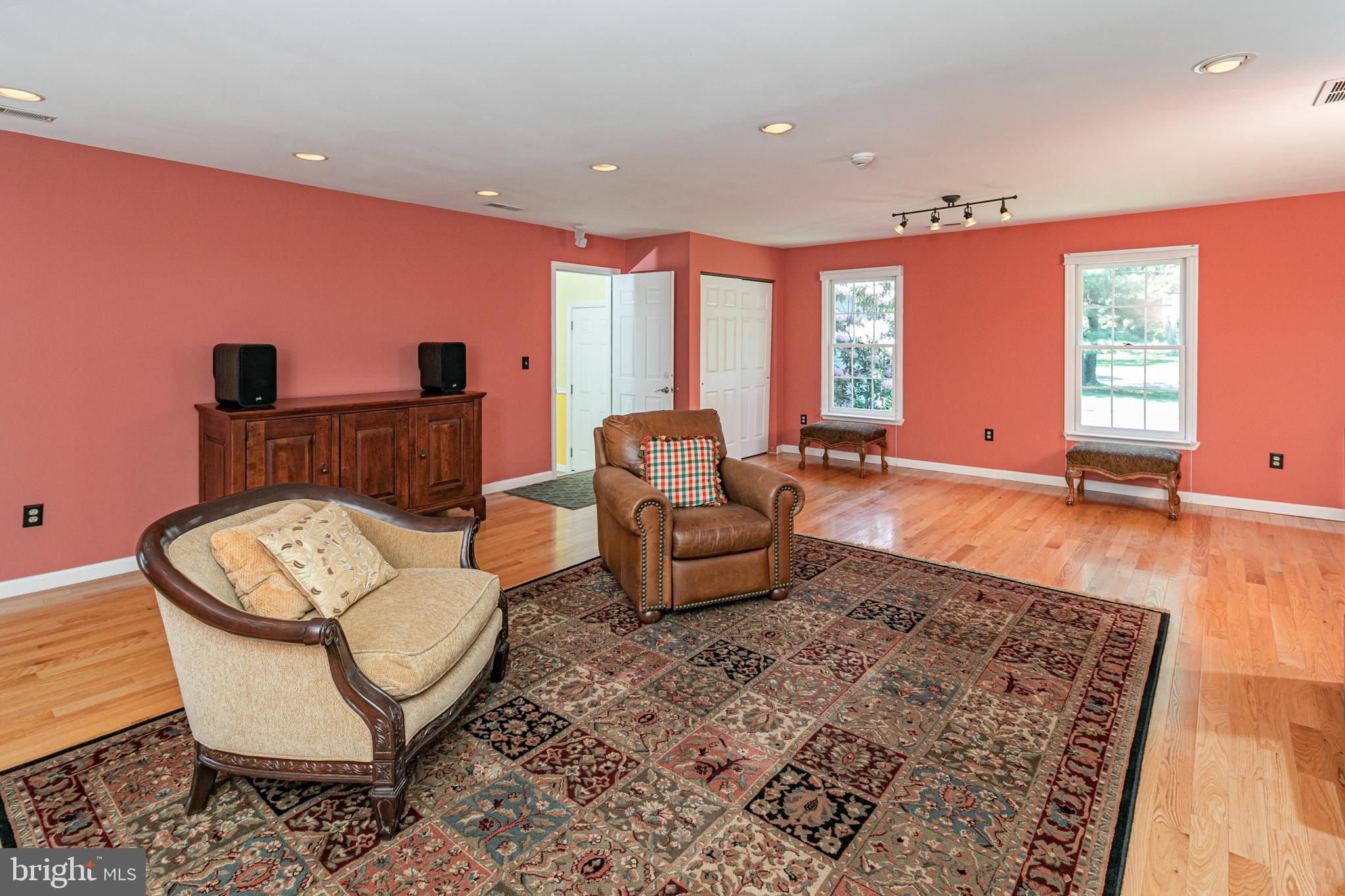 1 Linden Lane Pennington, NJ 08534 - Photo 17 of 50