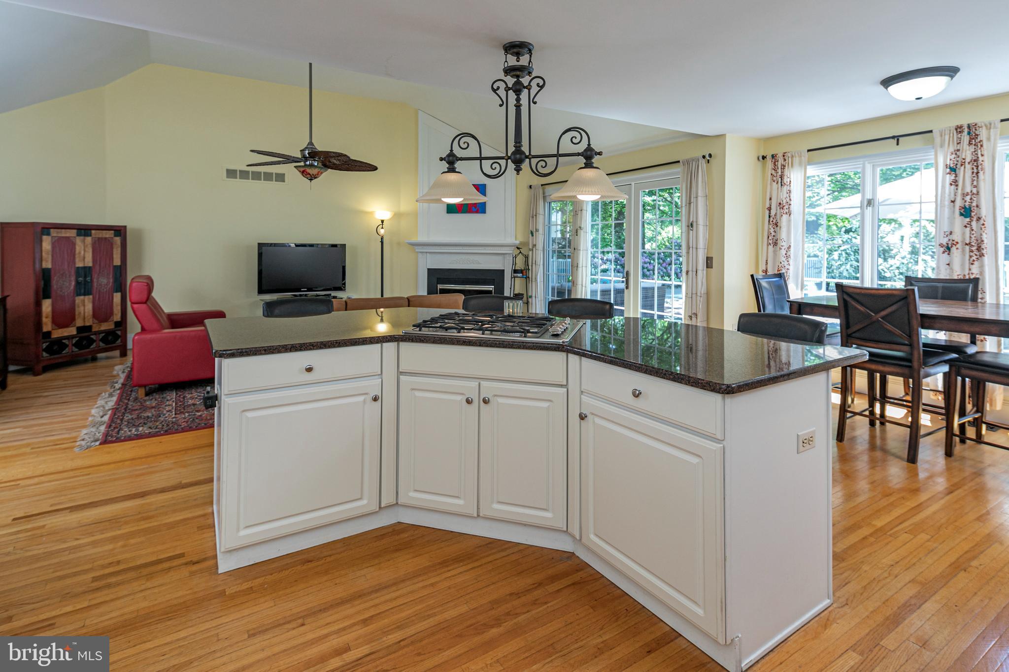 1 Linden Lane Pennington, NJ 08534 - Photo 9 of 50