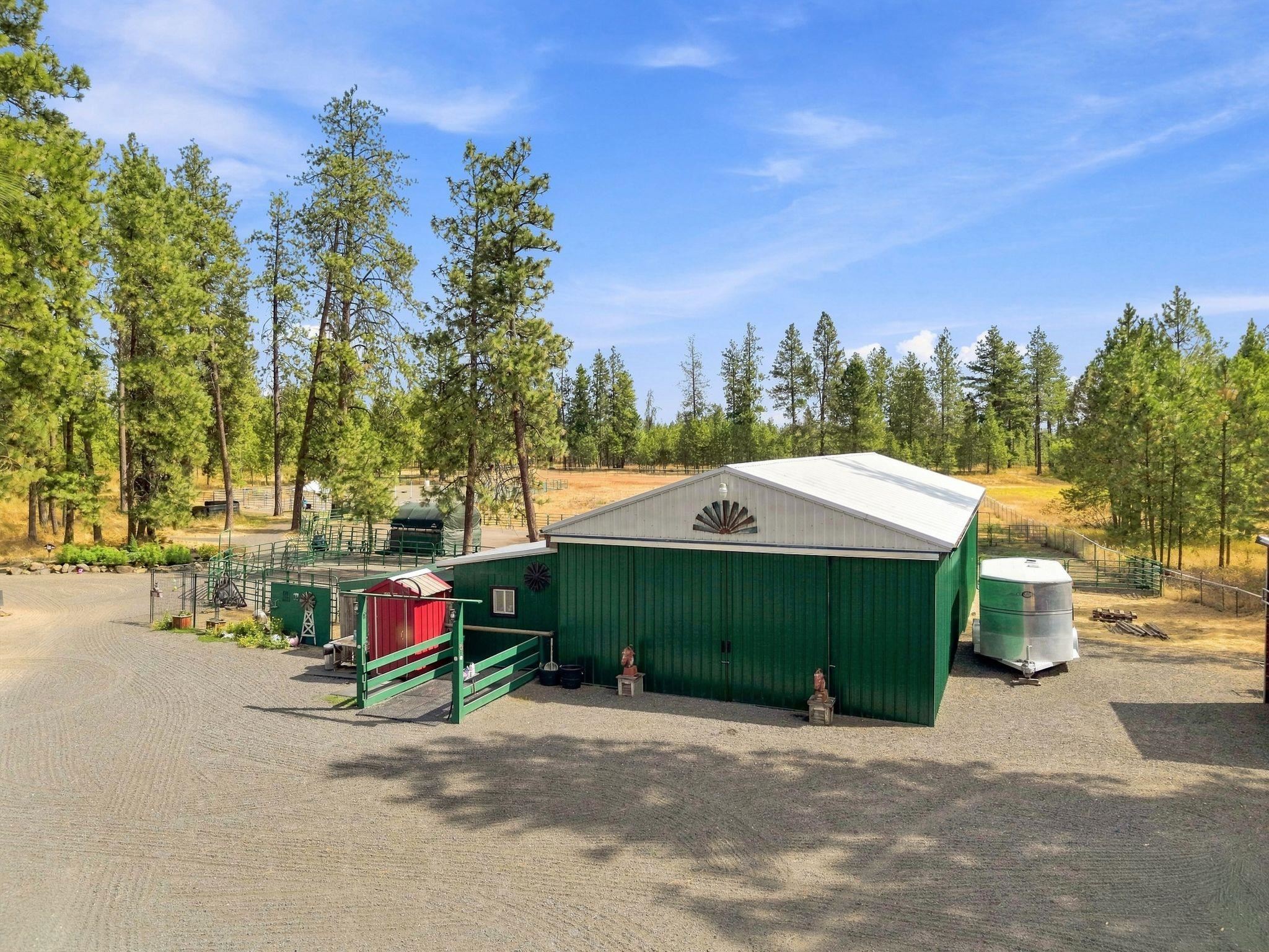 12323 South Sherman Road Spokane, WA 99224 - Photo 4 of 46 Gallery Image 4