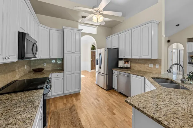 $579,900 | 3914 Shiloh Way East, Tallahassee, FL 32308