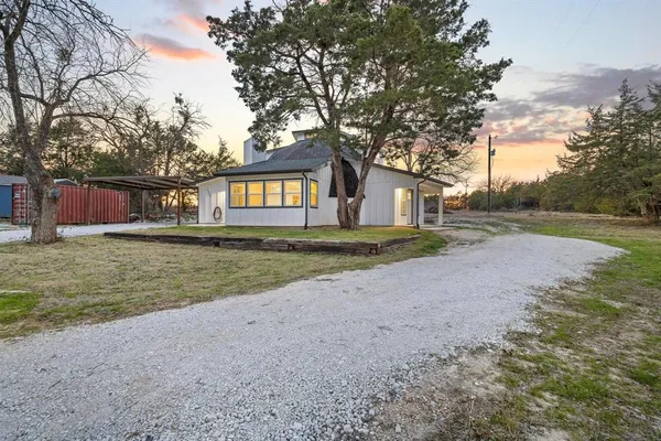 $418,500 | 1325 Reynolds Road, Whitewright, TX 75491