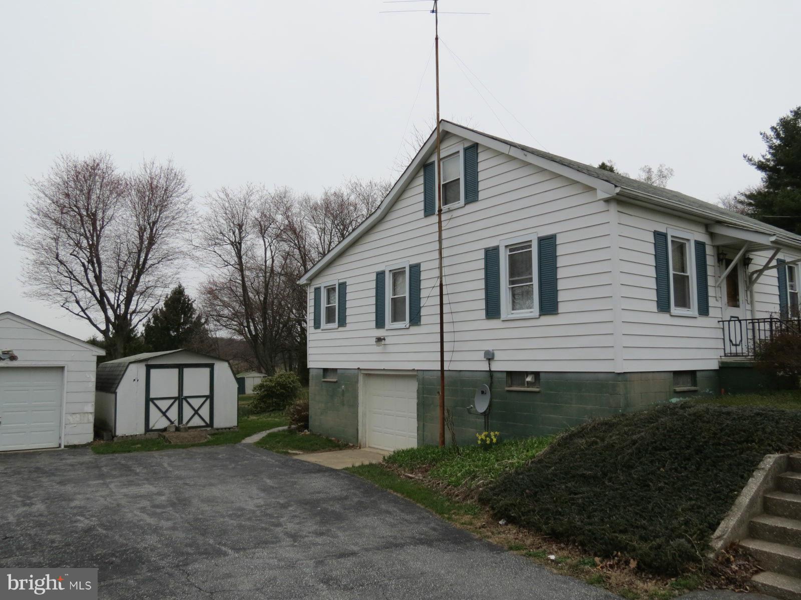 1650 Exeter Road Westminster, MD 21157 - Photo 3 of 18 a view of a house with a yard