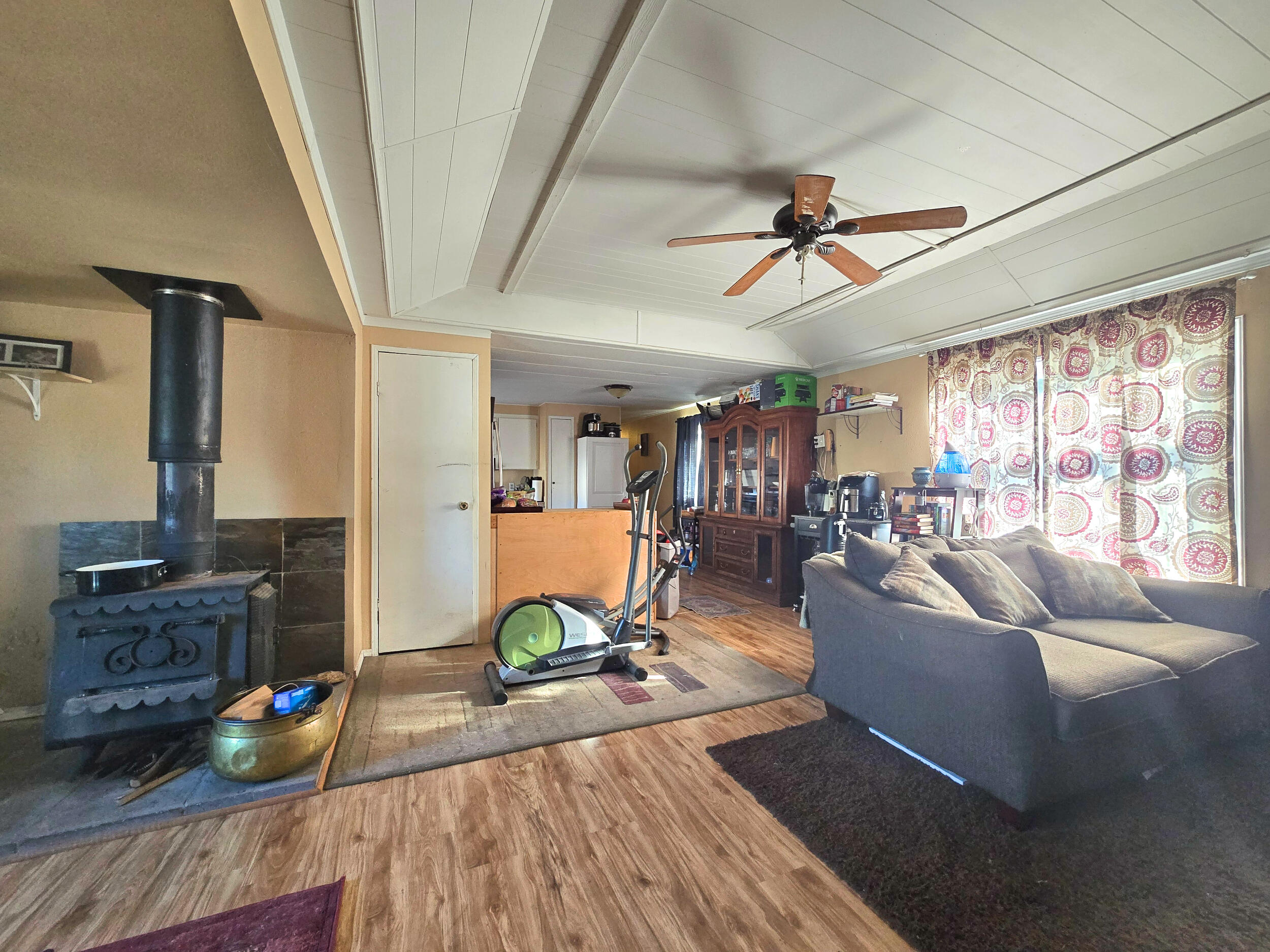 181 Upper Applegate Road, Unit 13 Jacksonville, OR 97530 - Photo 12 of 12 open floor plan
