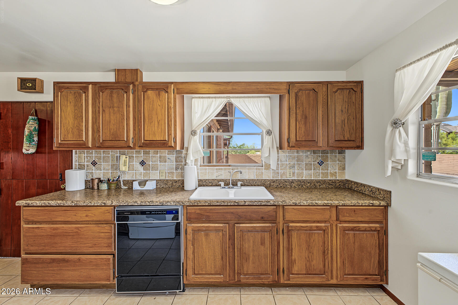 685 South Holmes Road Apache Junction, AZ 85119 - Photo 12 of 61 14-Holmes