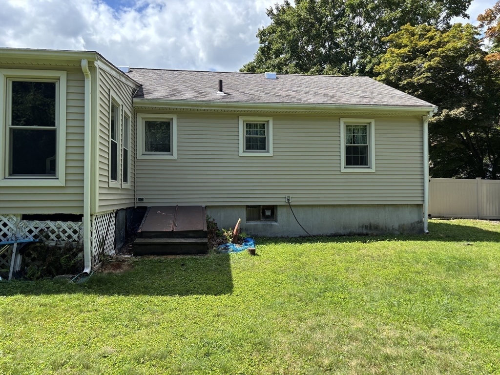 22 Beverly Road Grafton, MA 01536 - Photo 21 of 26 Gallery Image 21