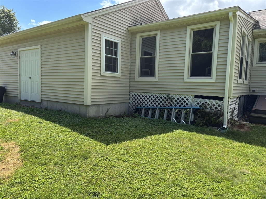 22 Beverly Road Grafton, MA 01536 - Photo 22 of 26 Gallery Image 22