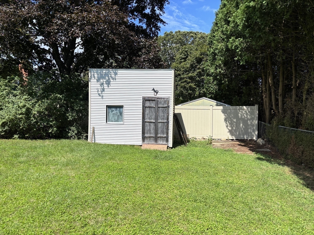 22 Beverly Road Grafton, MA 01536 - Photo 23 of 26 Gallery Image 23