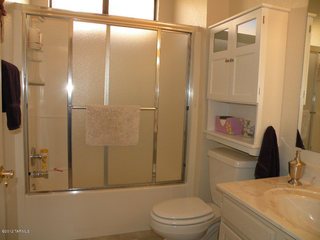4895 South View Ridge Drive Green Valley, AZ 85622 - Photo 9 of 23