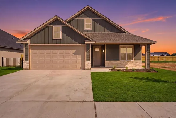 $345,000 | 944 Huckleberry Lane, Tolar, TX 76476