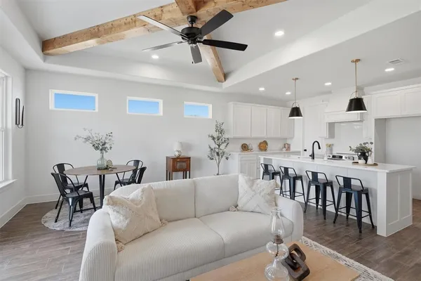 $345,000 | 944 Huckleberry Lane, Tolar, TX 76476