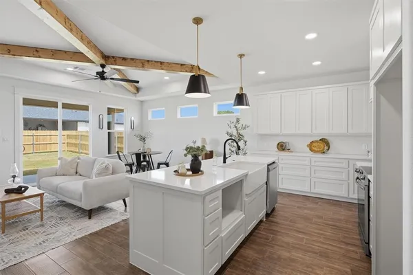 $345,000 | 944 Huckleberry Lane, Tolar, TX 76476